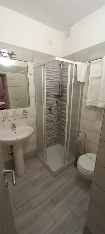 Albano Station Rooms Pavona Exterior foto